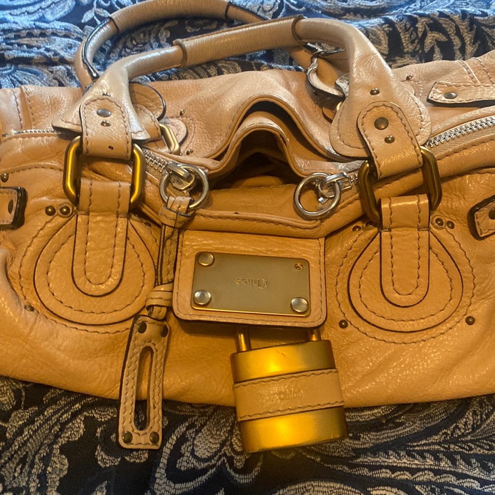 Vintage Chloe handbag wear and tear on interior and exterior